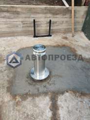DoorHan Bollard-HB220 на въезде в частный дом