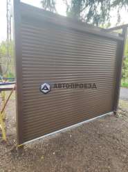 Рулонные гаражные ворота Alutech 3000x2200 мм.