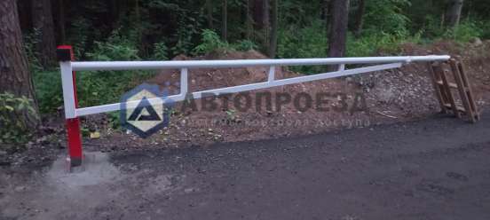АВТОПРОЕЗД ШГУ-1-6 ручной шлагбаум на въезде в парковую зону