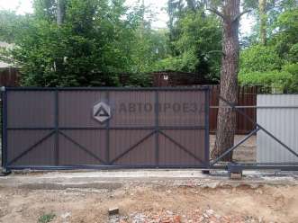 Откатные ворота с профнастилом и автоматикой CAME
